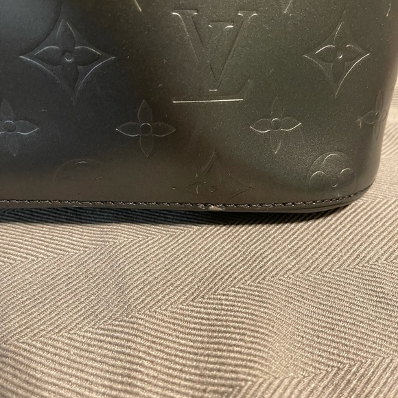 Louis Vuitton Mat Stockton Monogram Vernis - Picture 6 of 16